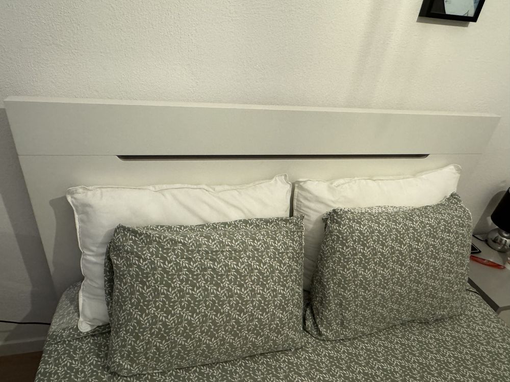 Cama de Casal com estrado 160x200 cm
