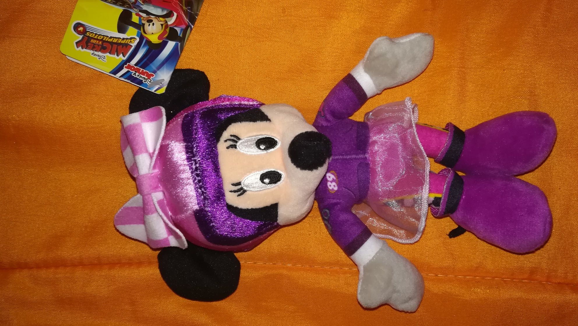 ARTIGOS NOVOS - Peluches 20 Cm Mickey e Minnie Super Pilotos