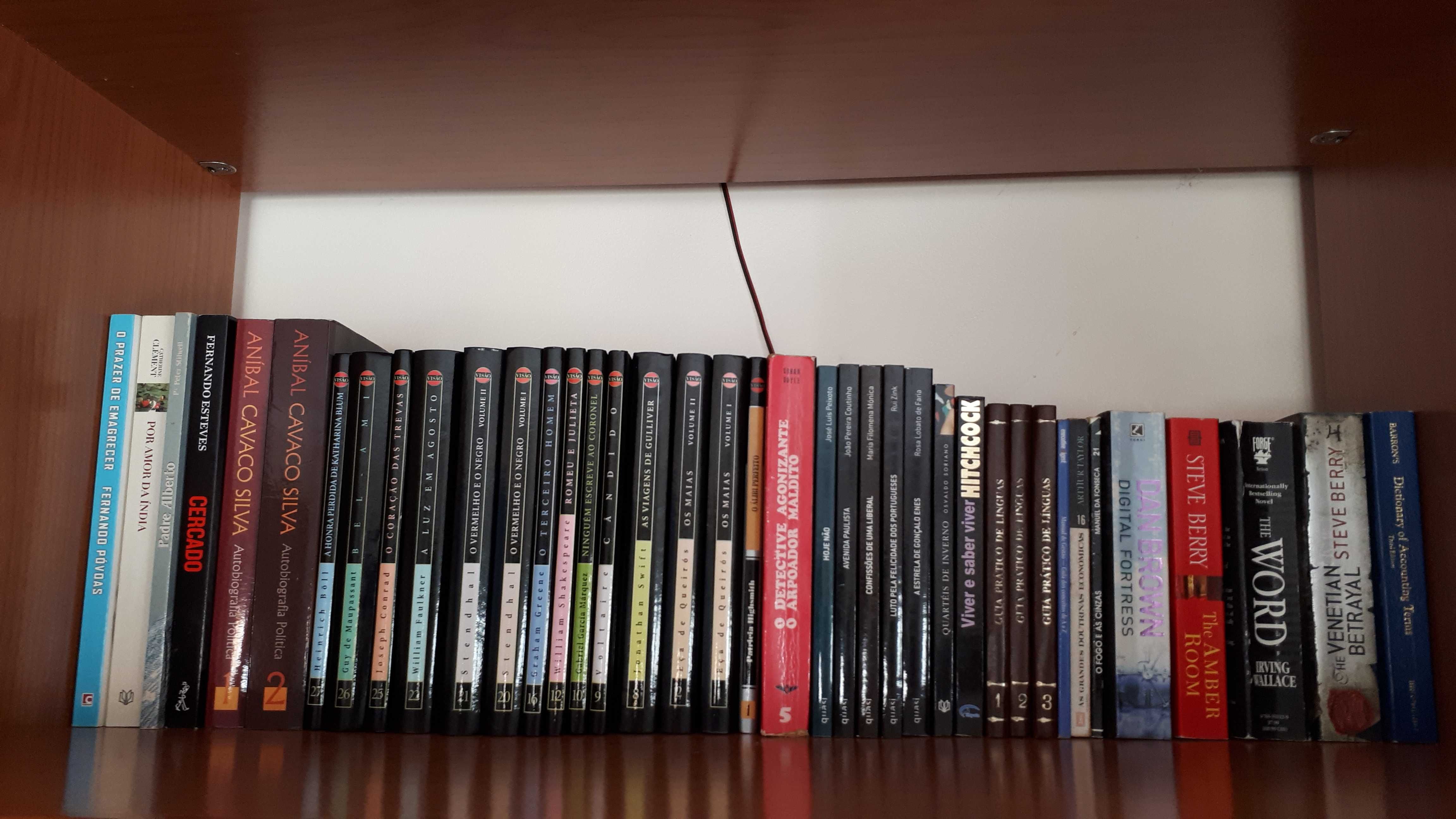 Livros de vários autores