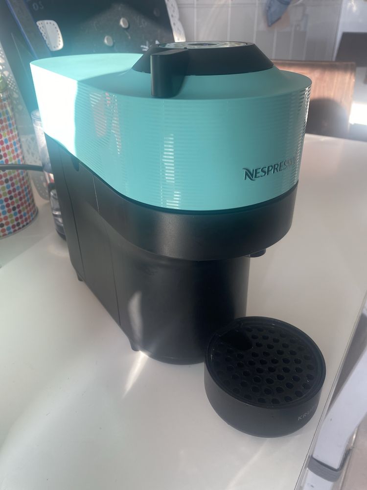 Maquina cafe nespresso Vertuo pop