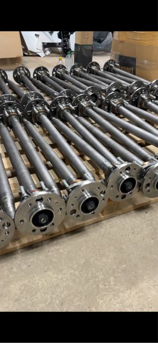 Піввісь полуось спрінтер Sprinter тонка товста засверлена W906 W907