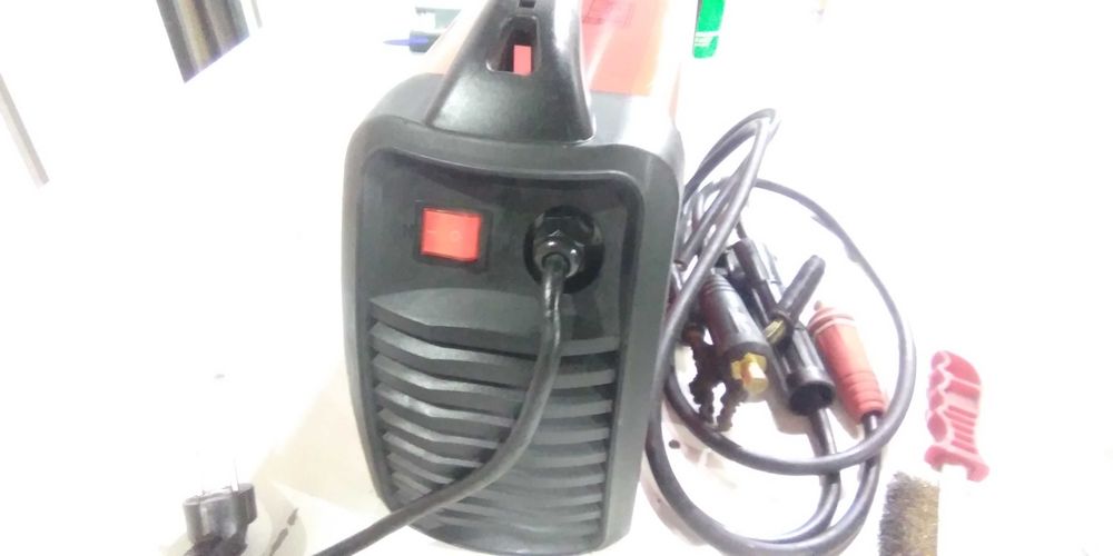 Soldador Inverter, 160A - MADER.