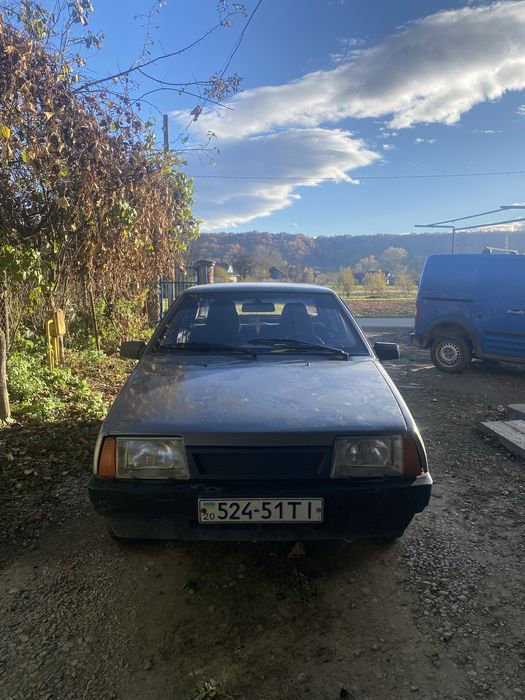 Ваз Лада 2199.