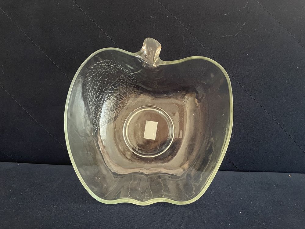 Miska w kształcie jabłka