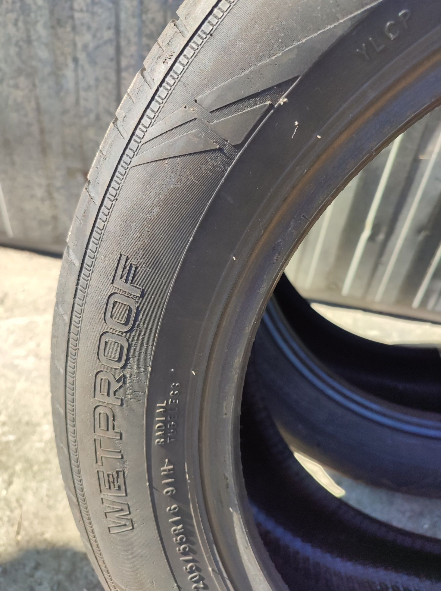 Nokian Wetproof 205/55r16  para