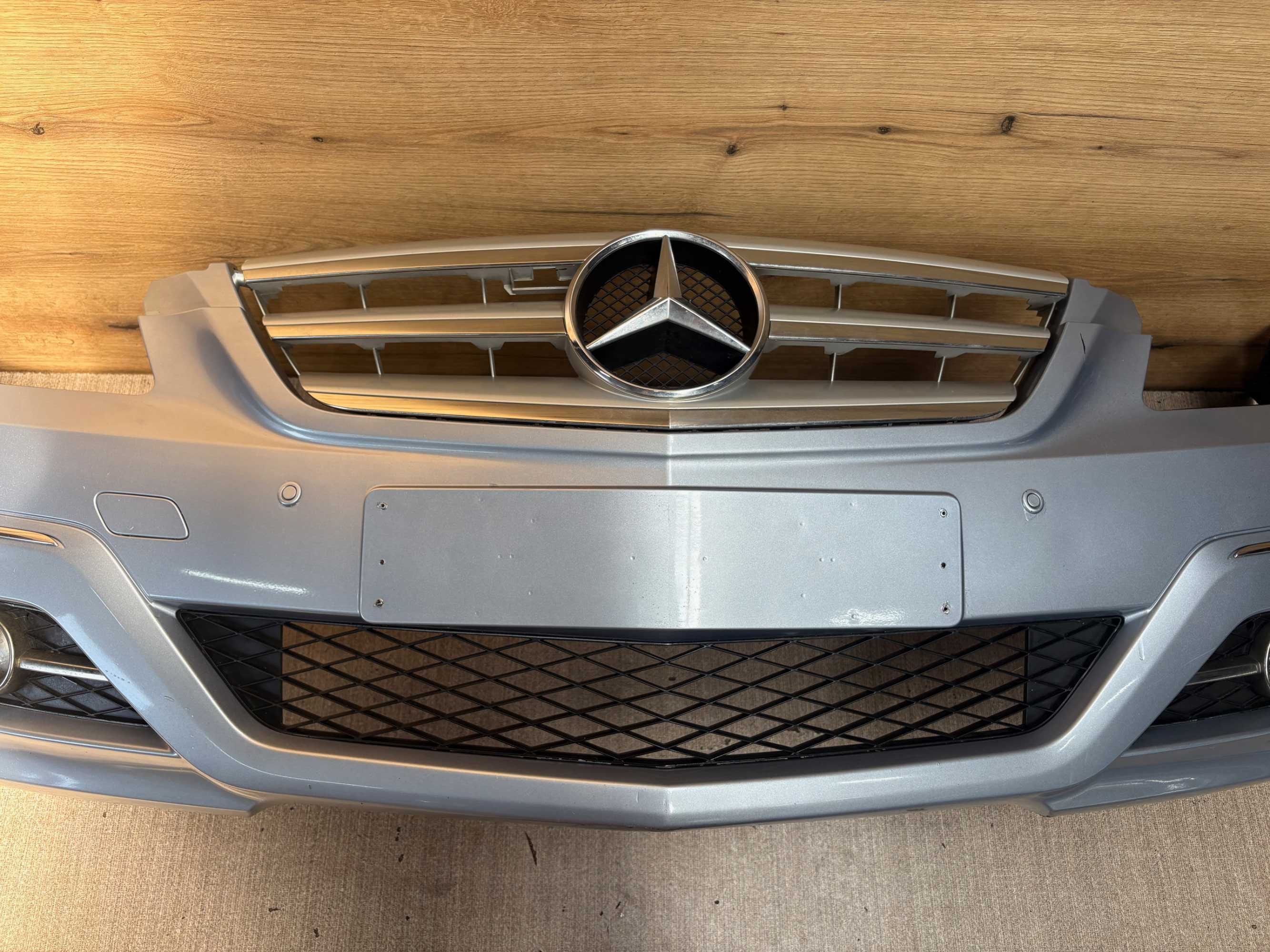 Zderzak przedni mercedes b-klasa lift kolor 391