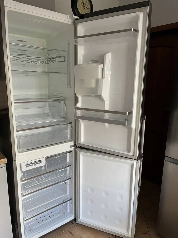 Холодильник Samsung RB33J3200SA, NoFrost