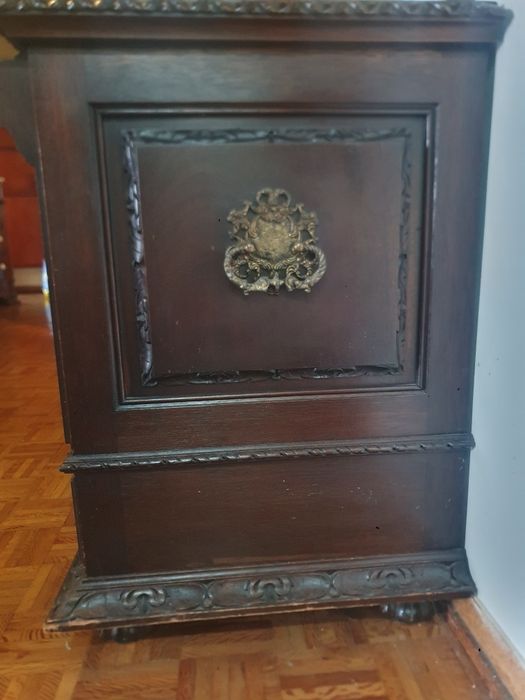 Arca de madeira Cómoda