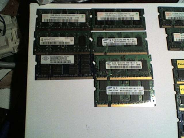 Vendo Memorias De Portátil DDR2 2x512Mb