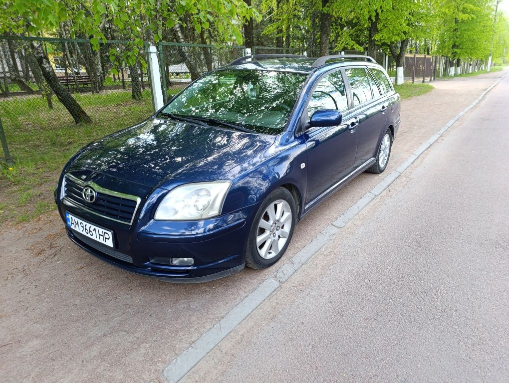 Toyota avensis 2003 р