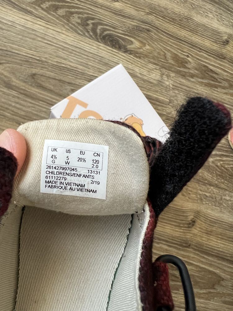 Продам дитячі кеди кросівки Clarks 20,5 розмір