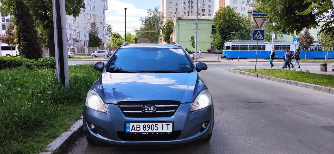 Продам  KIA CEED