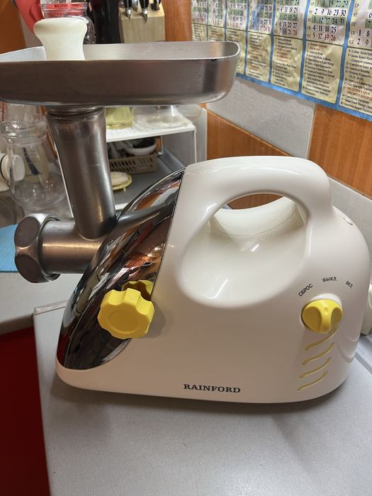 Мʼясорубка електрична