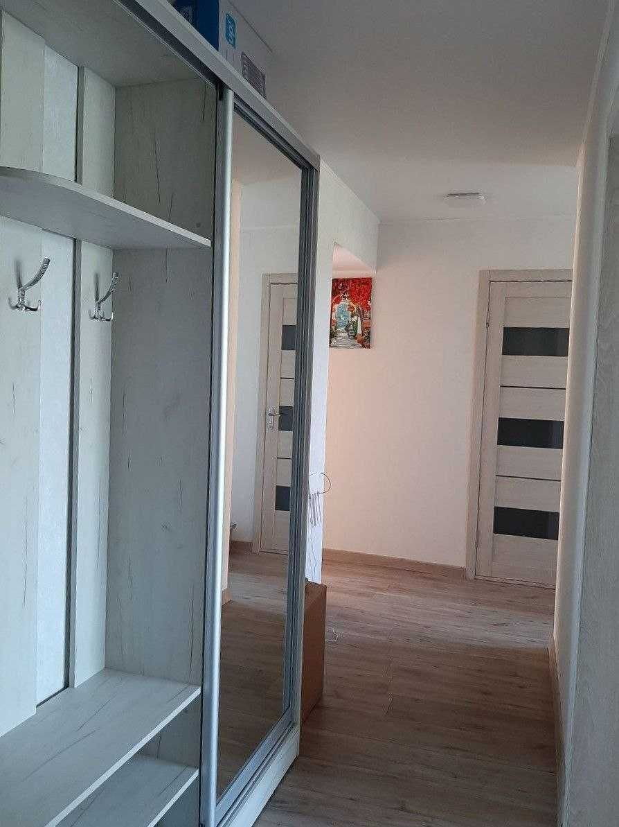 Продам 2к квартиру в Кривом Роге с ремонтом Саксаганский район