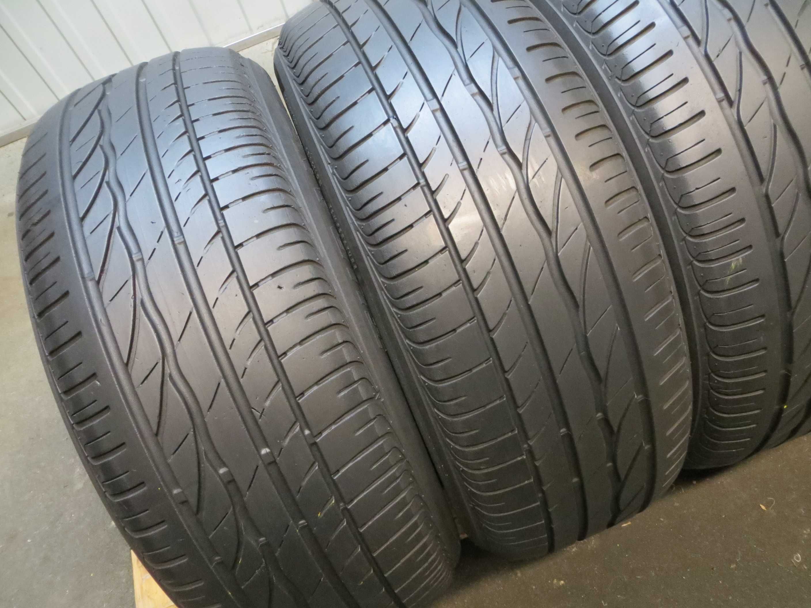 Opony letnie 215/55/17 cena za 4 szt. Bridgestone