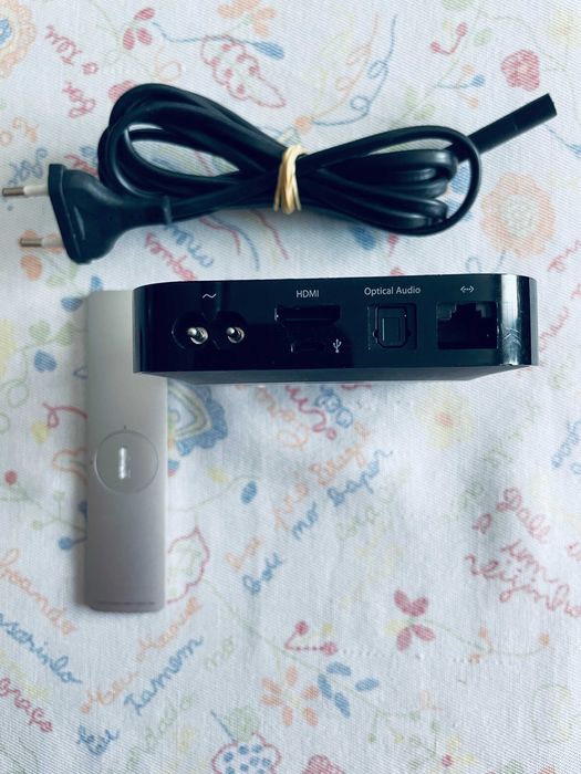 Apple TV 3 geração, modelo A1469 com comando