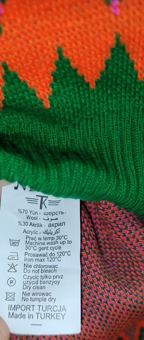 Продаю новий світер жіночий 50-52 розмір