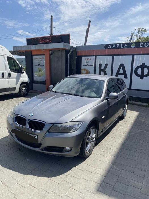 Продаж авто BMW 3 Series 2009