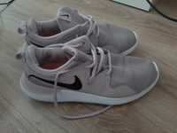 Adidasy Nike 40,5