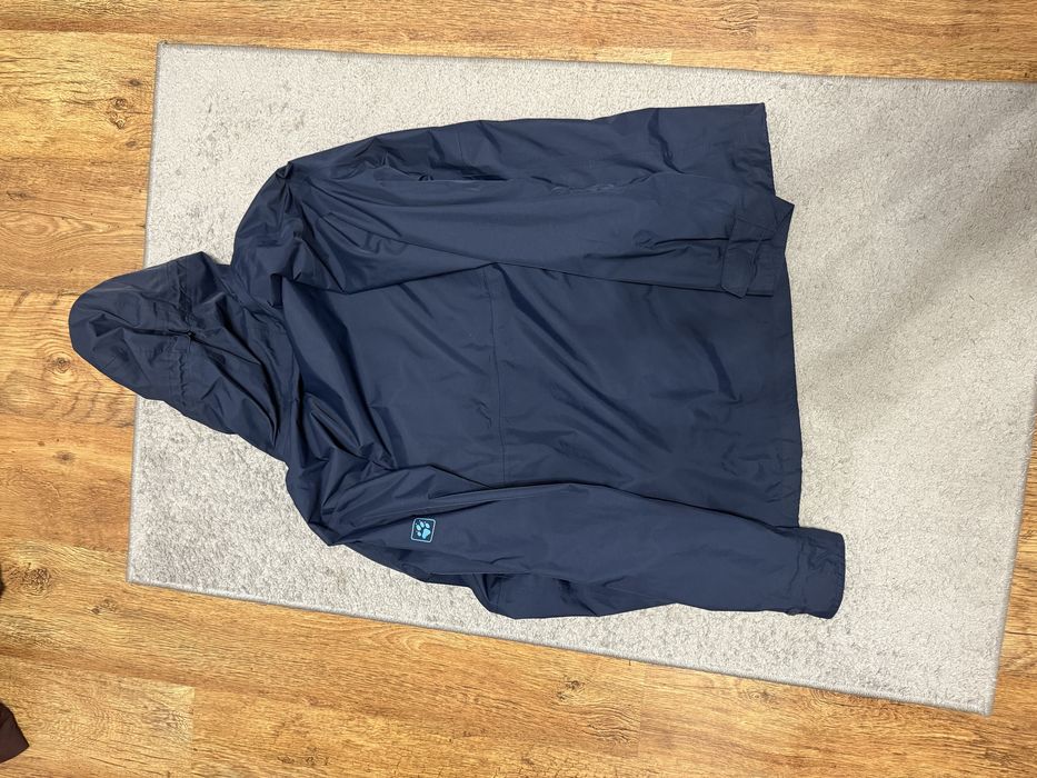 Вітровка Jack Wolfskin на мембрані
