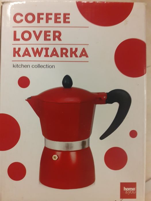 Nowa czerwona Kawiarka