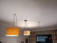 Lampa sufitowa. Potrójny abażur biały, żółty, niebie
