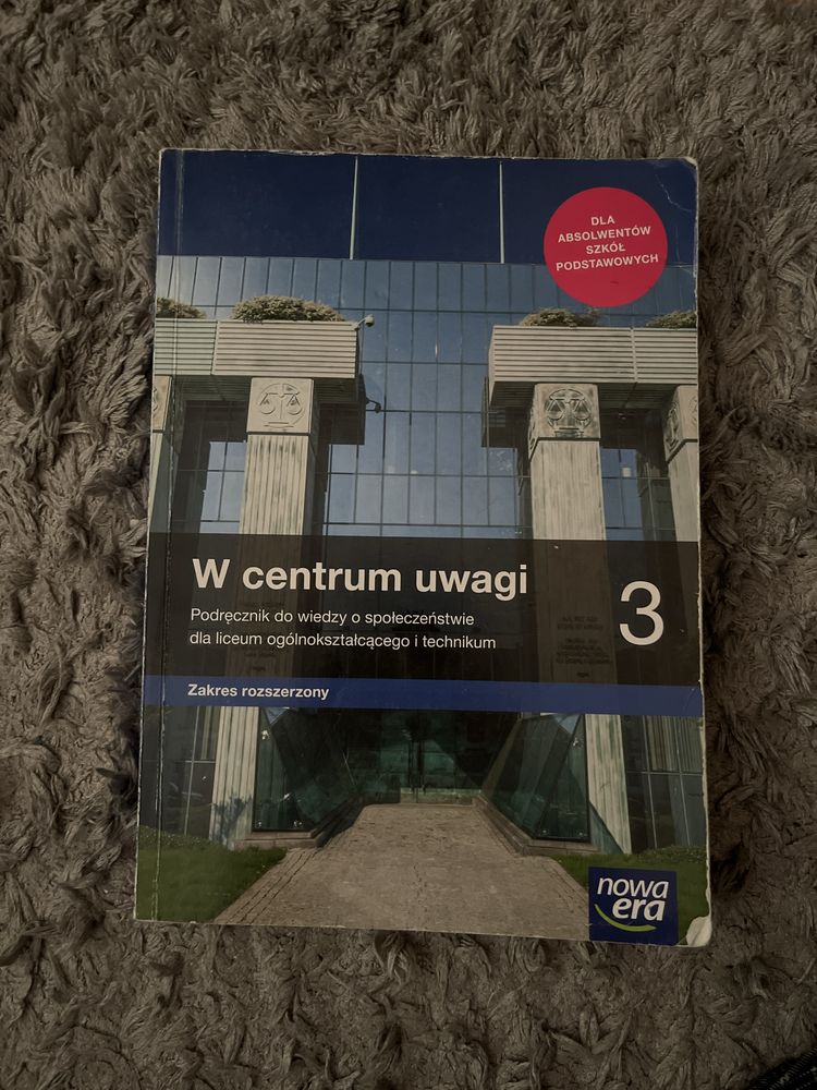 podręcznik 3 klasa wos w centrum uwagi
