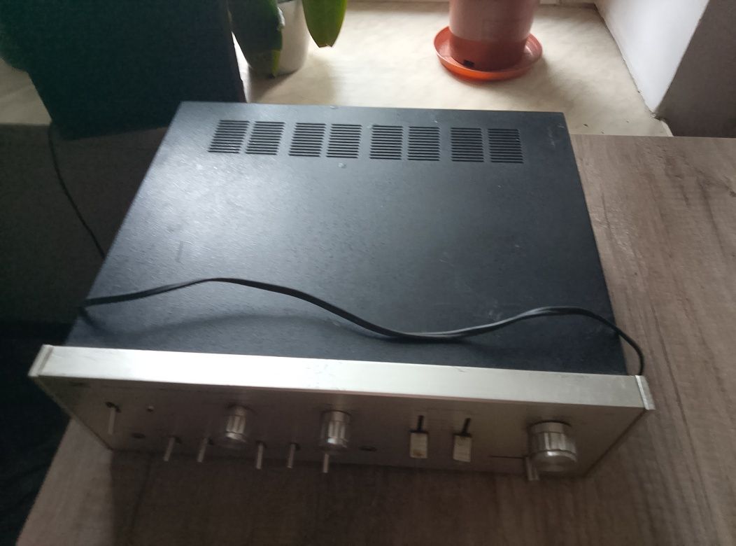 JVC Amplifer  350 przy odbiorze osobistym