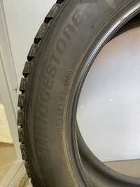 Зимові шини Bridgestone Blizzak r20 235/55