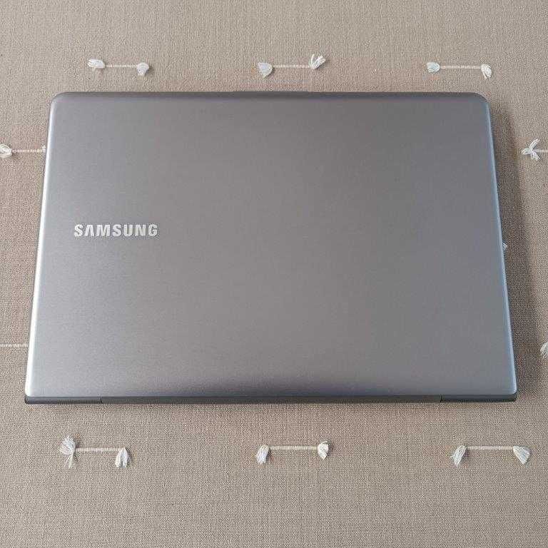 Samsung NP530U - i5