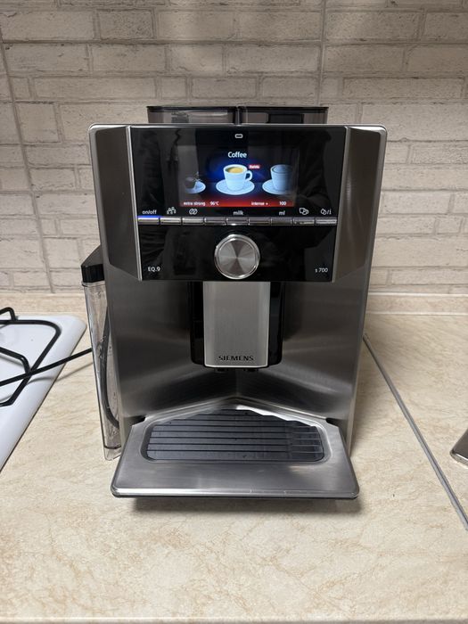 Кавомашина Siemens EQ9  s700