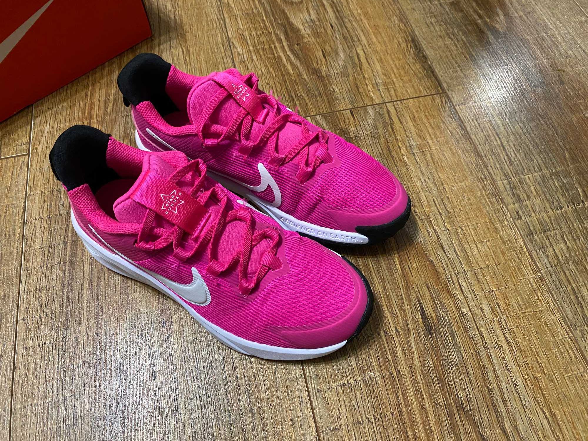 Nike кроссовки кросівки детские на девочку Найк оригинал р.34