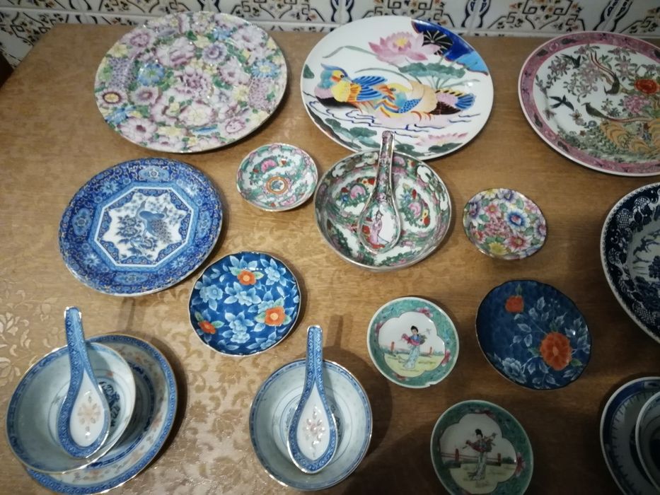 Pratos e Tijelas Colecção Porcelana de Macau
