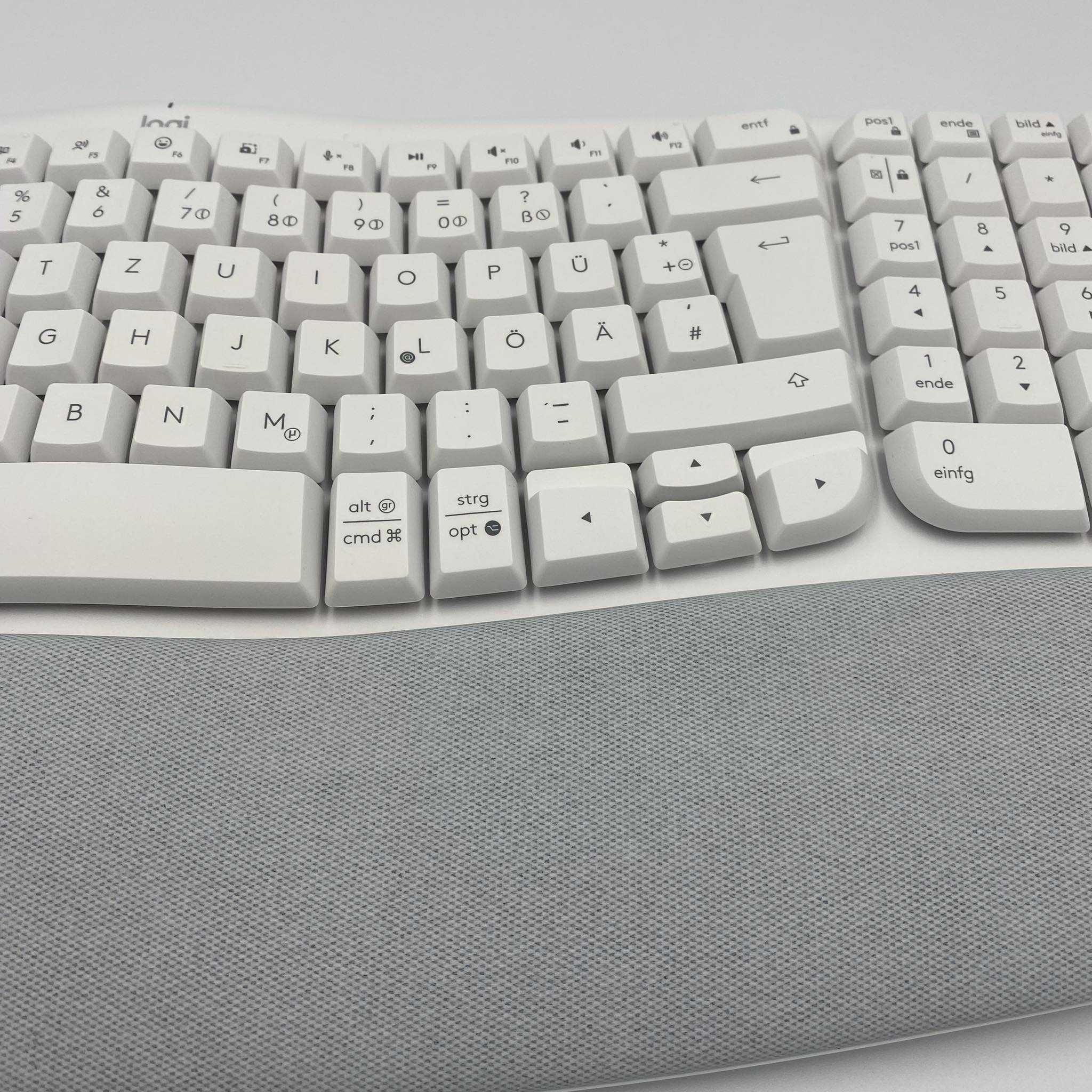 Logitech Klawiatura membranowa Wave Keys QWERTZ DE