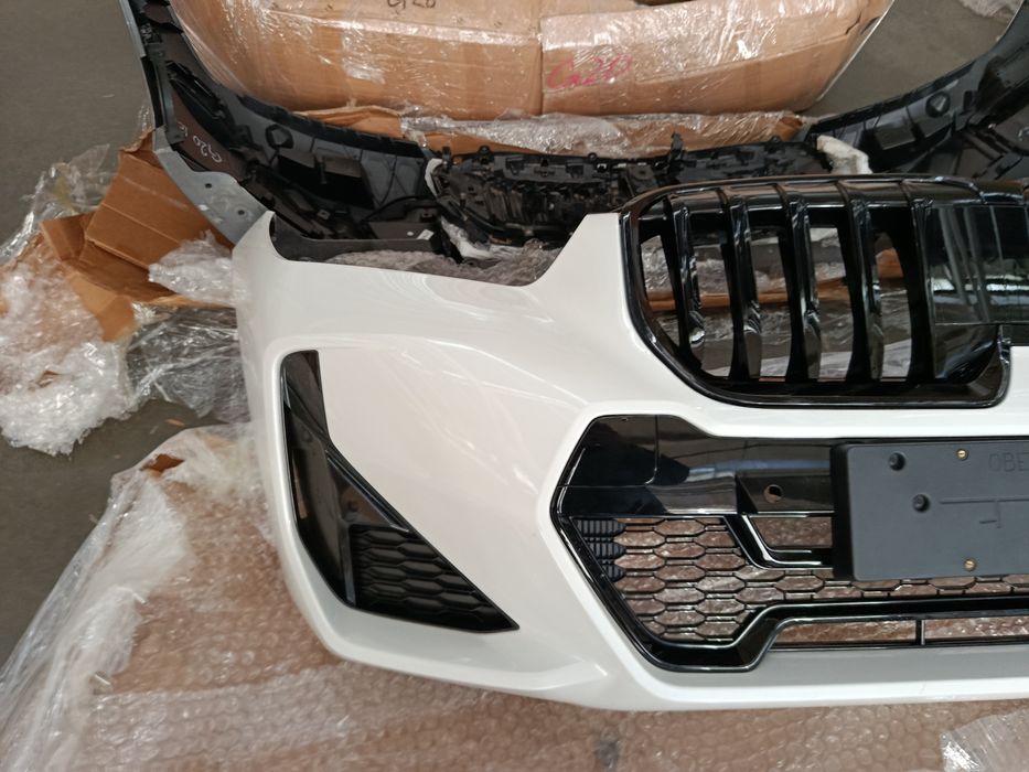 Б/у оригінальний бампер в зборі BMW U1 X1  M-Pack 2022-2025