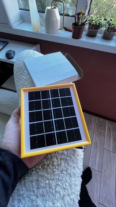 Мобильна сонечна панель