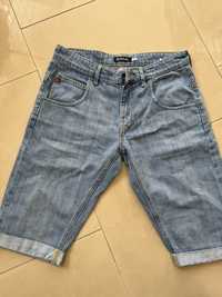 Krótkie spodenki jeansy