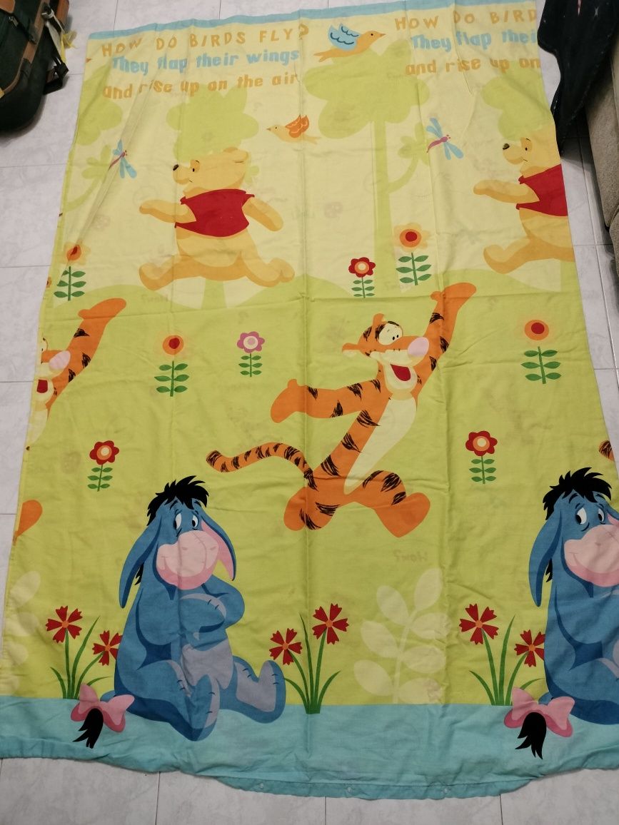 Capa de edredão e fronha do Pooh