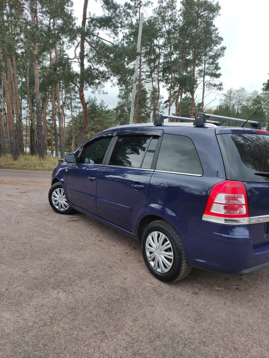 Opel Zefira B 2012 p 1.6 газ/бенз.