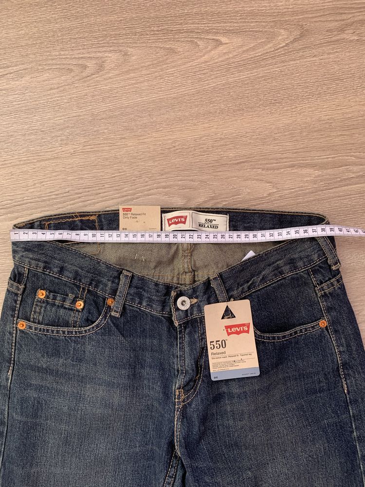 Нові джинси Levis 550