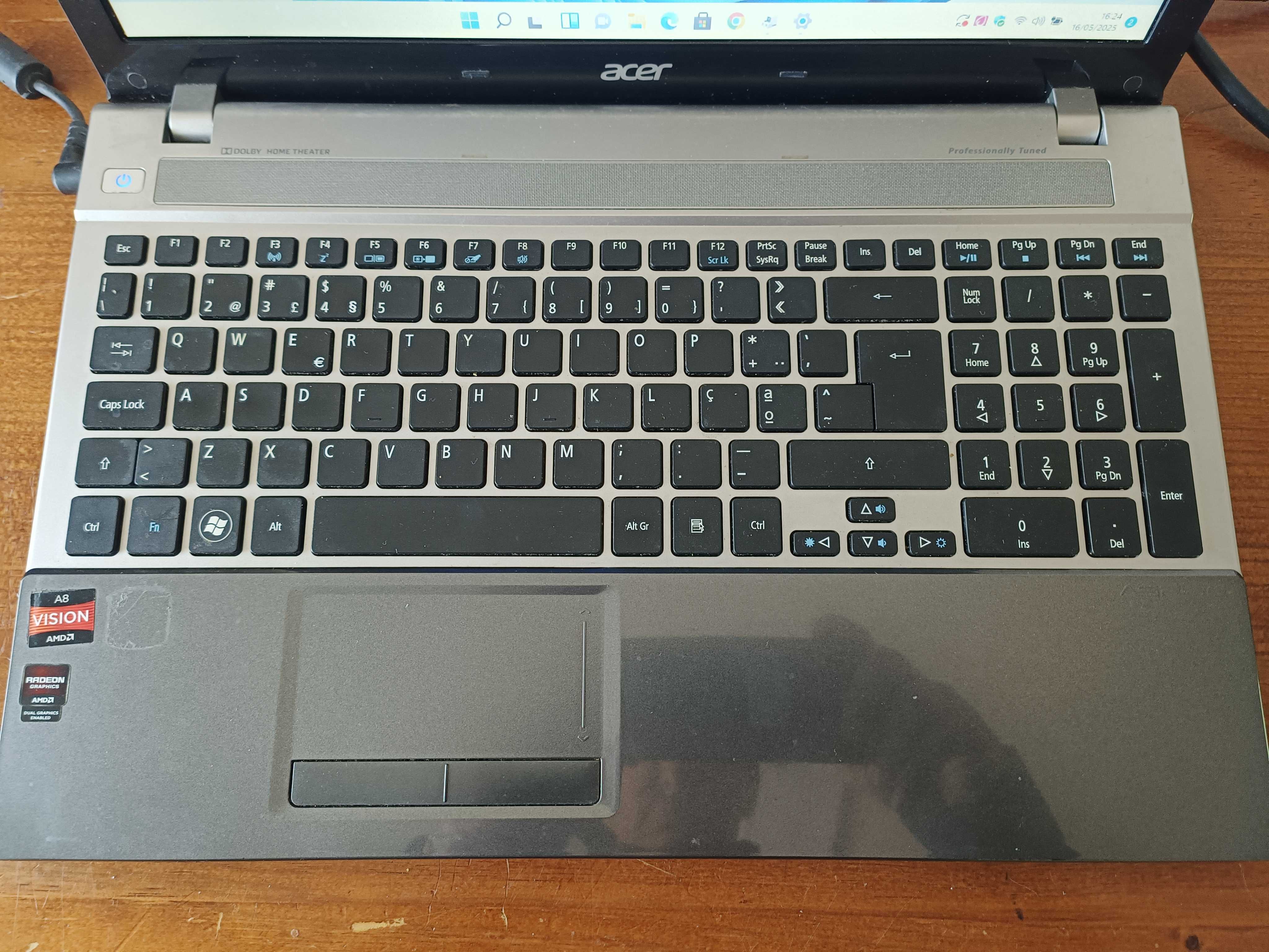 Acer Aspire V3 551G