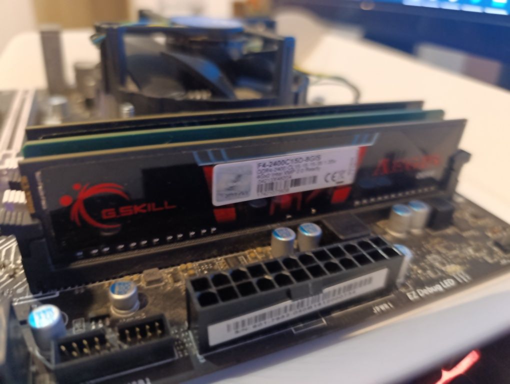 Bundle MB B150m bazooka + i5 6500 + 16g + PSU