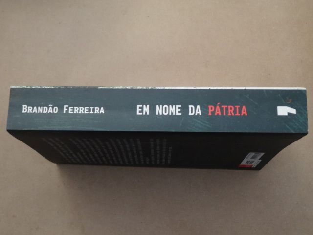 Em Nome da Pátria de João José Brandão Ferreira