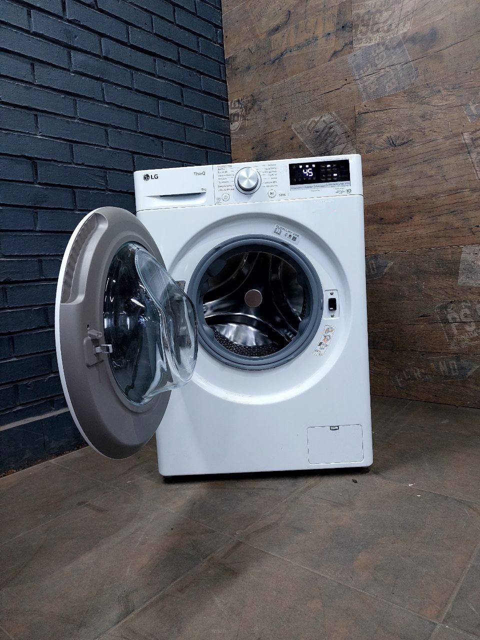 Узкая стиральная/пральна машина LG-F4WV5N8SOE з гарантією!