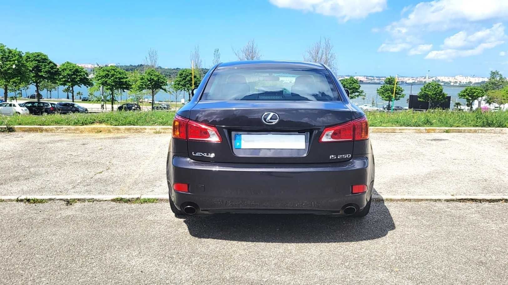 Lexus IS 250 Aut. Premium V6 – 208 CV