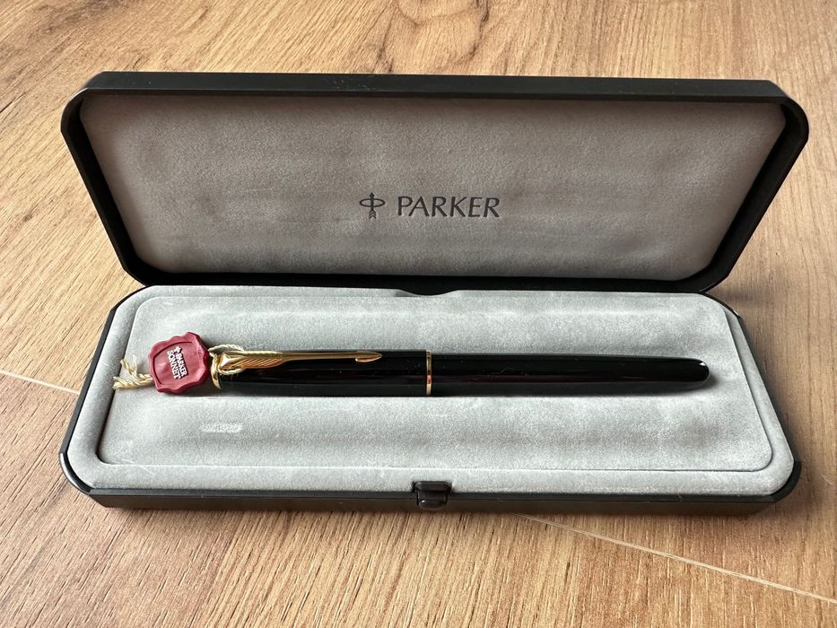 Nowe czarne pióro  Parker Sonnet laka złoto