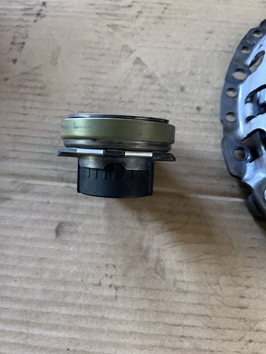 Sprzęgło BMW e46 2.2 benzyna