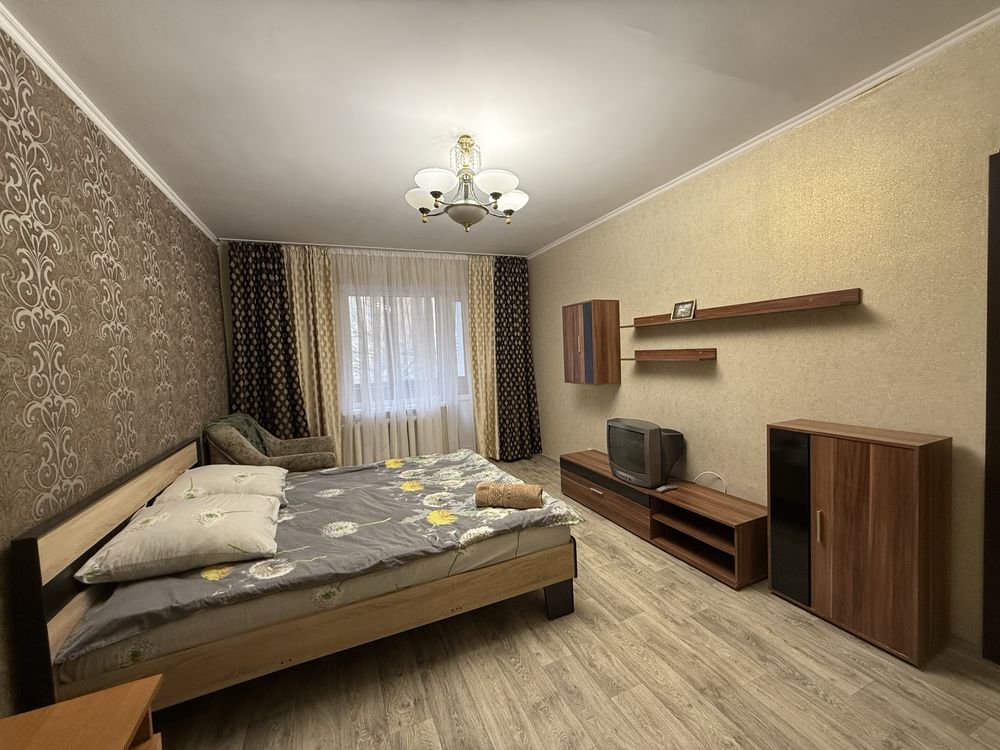 Подобово 2кімнатна затишна простора квартира. Північна, 54.