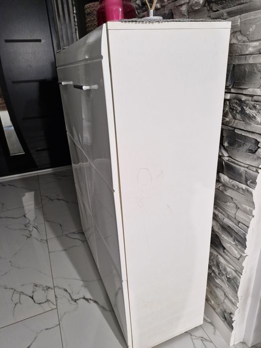Komoda do przedpokoju