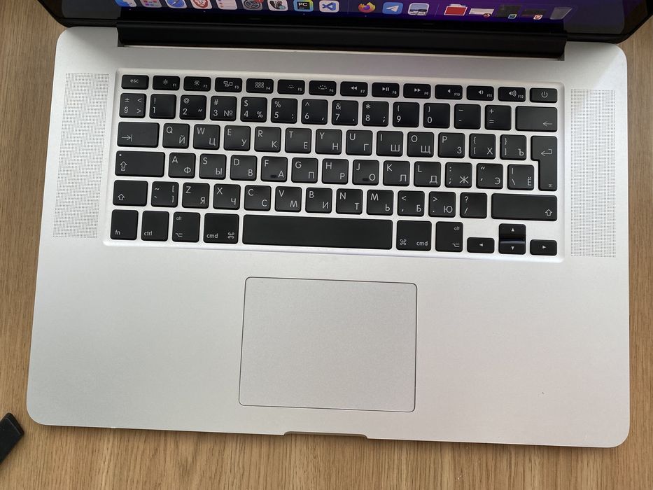 Macbook pro 15, 2015 A1398, 250gb